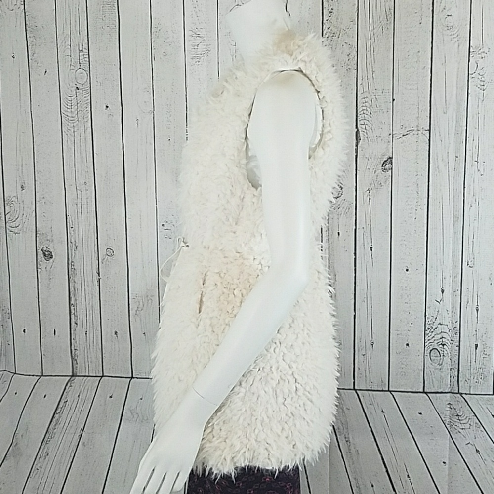 INC Faux Fur Vest S/M New - Picture 4 of 8